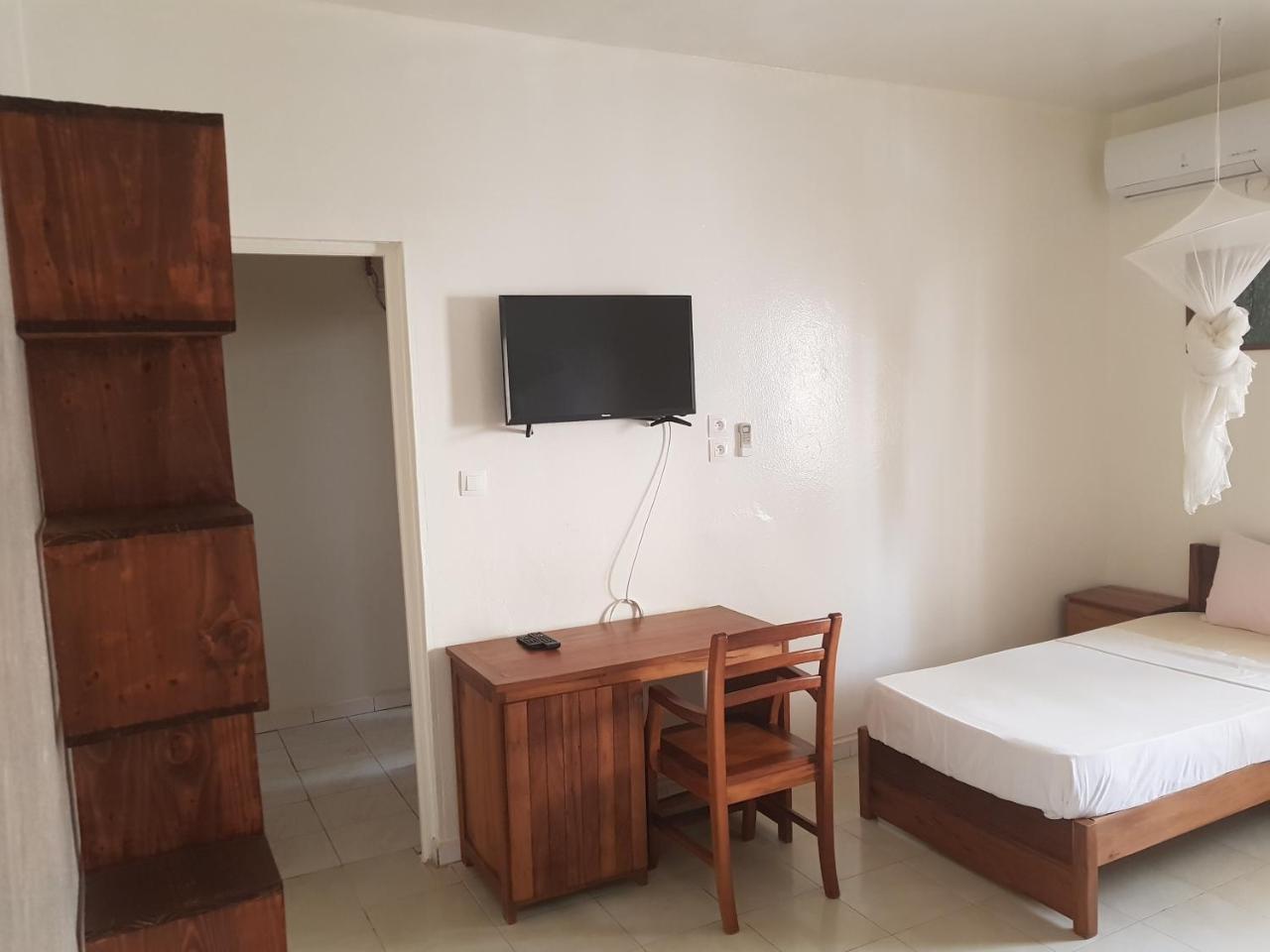 Villa Ty Milyn Mazela Sa Dakar Extérieur photo