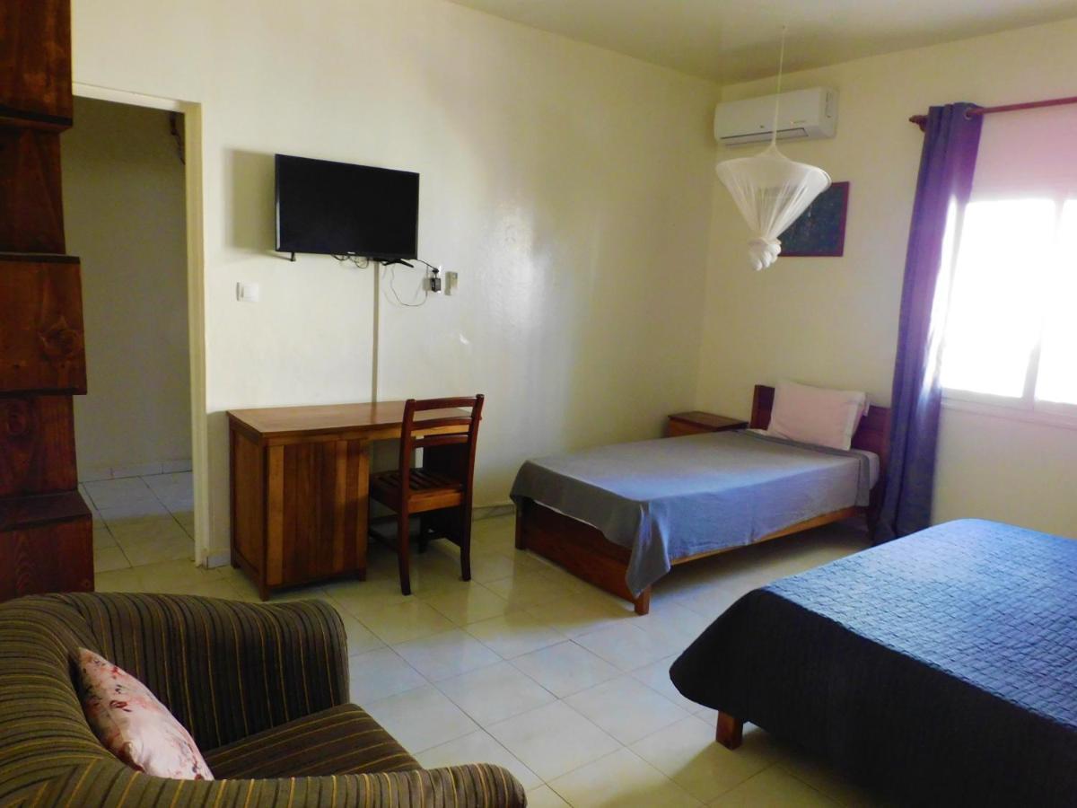Villa Ty Milyn Mazela Sa Dakar Extérieur photo